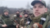 Российские военные из батальона «Крым», впереди боец с игрушкой Чебурашка