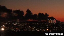 Пожар на нефтенакопителе на военном аэродроме в Курской области