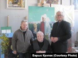 З Уладзімерам Тоўсьцікам і дырэктарам Нацыянальнага мастацкага музэя Ўладзімерам Пракапцовым