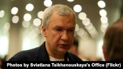 Павал Латушка на канфэрэнцыі ў Варшаве, 9 жніўня 2025 году