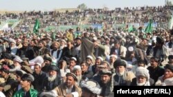 د حزب اسلامي مشر په خوست کې د خپلو پلويانو غونډې ته وينا وکړه.