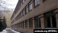 Каля школы