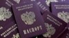 Ресей думасының депутаты Андрей Луговойдың сөзінен кейін шетелдегі Ресей эмигранттары "тыңшы" деп жарияланудан қауіптеніп отыр. 
