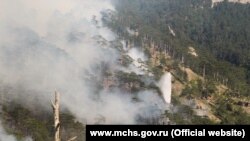 Лесной пожар в ущелье Уч-Кош в Крыму, август 2018 года