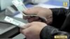 Россияне не справляются с долгами 