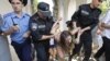 «Лукашэнка зь вялікім бюстам арыштаваны. Новая акцыя Femen»